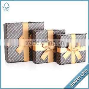 Popular Design Custom Gift Cardboard Paper Packaging Box thumbnail-3