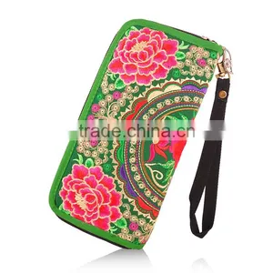China Enthnic Style Embroidery Purse Woman Money Clip thumbnail-1