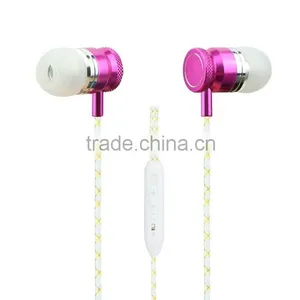 Tangle Free Metal Earphone With Handsfree Mic thumbnail-6