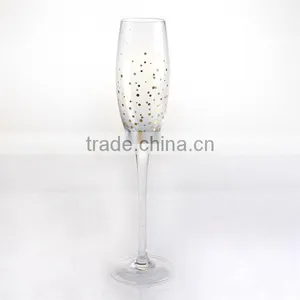 High Quality Wine Glass Set With Gold Decal thumbnail-5