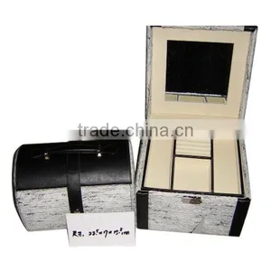 Small Portable Travel Jewelery Box With Ring Holder And Mirror thumbnail-1
