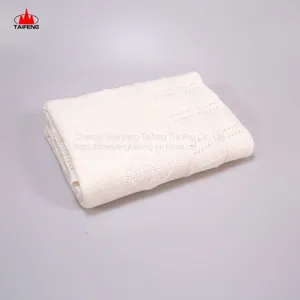 Factory Price Muslin Baby Swaddle Blankets Travel Windproof Hooded Cape Baby Clothes thumbnail-2
