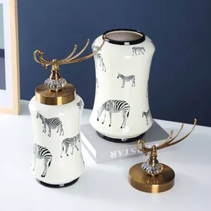 Chinese New Style Creative Household Decoration Modern Animal Painting Ceramic Flower Storage Vase As Table Lidded Jar thumbnail-2