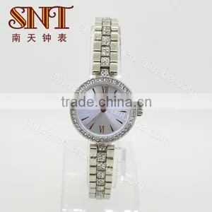Alloy Watch Quartz Watch With Japanese Movement thumbnail-1