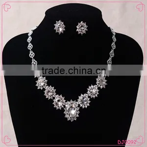 2016 Beautiful Necklace and Earring Set Bridal Jewelry Set thumbnail-1