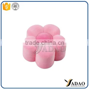 Direct Factory Flocking Velvet Gift Packaging Flower Shape Ring Box Jewelry thumbnail-2