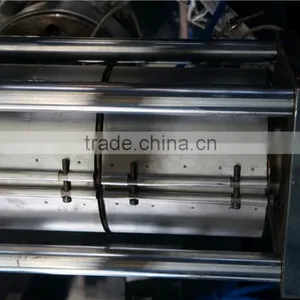 BST-80-30L Fully Automatic 30L Energy Saving Blow Moulding Machine thumbnail-3