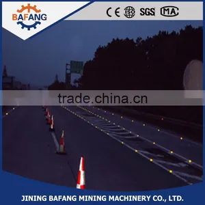 The Plastic Reflective Wireless Road Stub Used for Roadway Safety Facility thumbnail-3