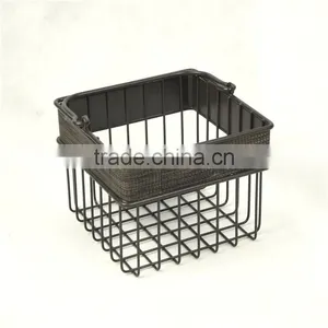 Square Metal Wire and Textilene Bathroom Caddy With Handle thumbnail-4