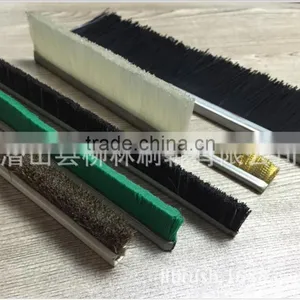 Sliding Door Brush thumbnail-2