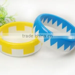 Fashion Colored Resin Bracelet Bangles for Girls Design thumbnail-1