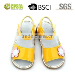 Wholesale Squeaky Kids Sandal Design Shoes Baby Sandal 2017 thumbnail-1