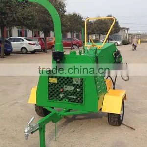 Factory Direct DWC22 Diesel Wood Chipper for Sale thumbnail-3