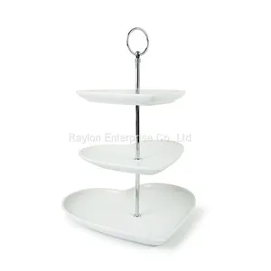 Plain White Heart-shaped Ceramic Plates 3-tiers Set thumbnail-2