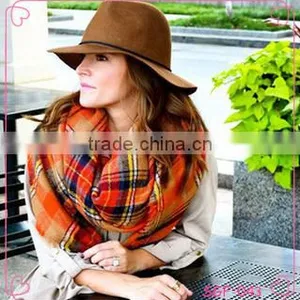 2016 Latest Fashion New Design Infinity Knitted Scarf Winter Infinity Women Scarf thumbnail-1