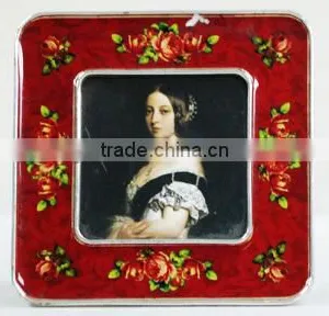 Metal Mirror Frame thumbnail-1