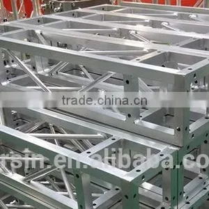 Aliuminum Trusses Display (200 Square Box) thumbnail-2