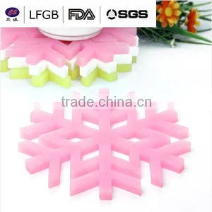 Heat-proof Mum Favorite Cute Silicone Mat&silicone Cup Mat&silicone Table Mat thumbnail-1