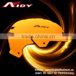 Modern Classic Style Widely Used Climbing Helmet thumbnail-1