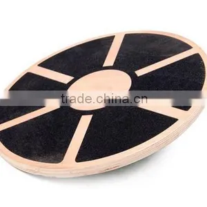 Wooden Balance Board thumbnail-1
