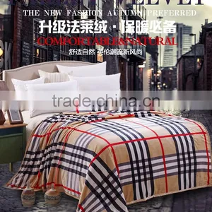 Good Hand Feel 300GSM Lattice Printing Flannel Blanket thumbnail-5