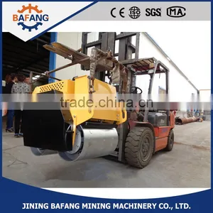 JS700A Driving Type Double Drum Diesel Engine Road Roller thumbnail-6
