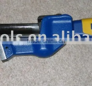 Fast Pipe Wrench thumbnail-1