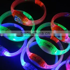 New Design LED Glowing Silicone Magnetic Bracelet thumbnail-1