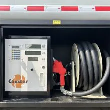 Dongfeng 5000-5500 Liter Oil Tank Truck Small Oil Tank Truck 4X2 Oil Tank Truck Flammable Liquid Flammable Gas Transport Truck Safe, Reliable and Easy to Drive thumbnail-1