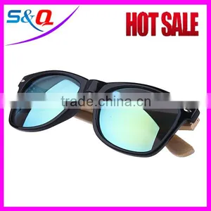 PC Wooden Temple Sunglasses Black Color Change Sunglasses thumbnail-1