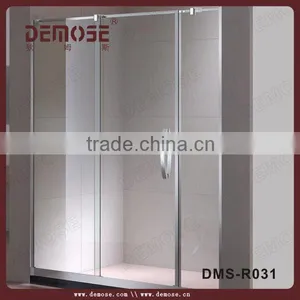 Inside Standard Size Shower Room | Shower Screen Pattern Glass thumbnail-1