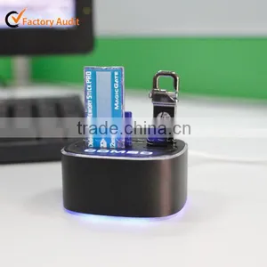 Wholesale China Factory Cool Gift Combo Card Reader and Usb Hub 2.0/sd Card Reader Hub thumbnail-1
