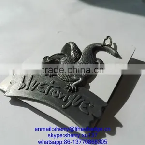 Customized Metal Zinc Alloy Crocodile Tag,Embossed Crocodile Shaped Keychain thumbnail-3