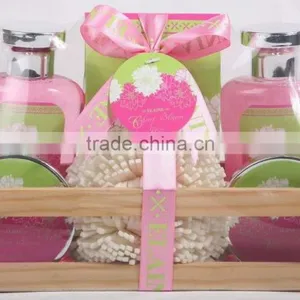 6 PCS BATH SET W/WOODEN BOX thumbnail-1