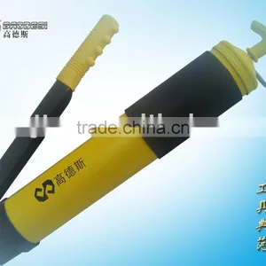 Hand Grease Gun thumbnail-1