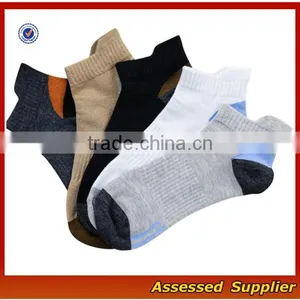 FXS150 High Quality Wholesale Mens Custom Logo Running Sport Socks thumbnail-4