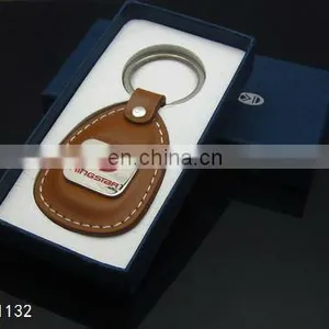Custom Embossed Car Logo Leather Key Holder Metal Laser Engraving Keychain thumbnail-3