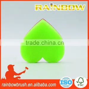 Heart Cleaning Sponge thumbnail-1