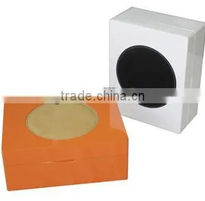 Boutique High Gloss Piano Black With Special Round Design Praline Box thumbnail-1