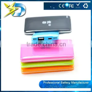 Modern Design 4000mah Portable Mobile Power Bank thumbnail-3