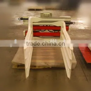 Forklift Attachment Bale Clamp Paper Roll Lifting Equipment Hydraulic Forklift Attachment Bale Clamp thumbnail-1