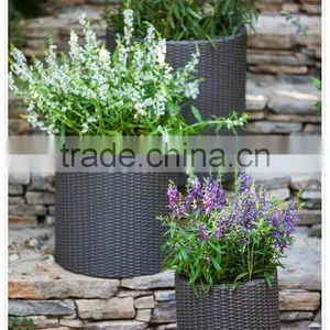 3-piece Indoor/Outdoor Resin Rattan Round Planter thumbnail-3