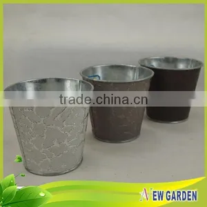 Functional High Quality Customized Designed Metal Hanging Flower Pots thumbnail-3