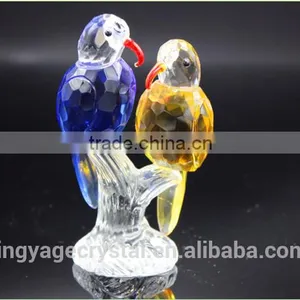 High Quality Promotional Customized Parrot Model Business Anniversary Crystal Gifts for Her Anniversary thumbnail-2