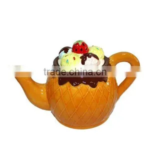 Ceramic Cupcake Teapot thumbnail-1