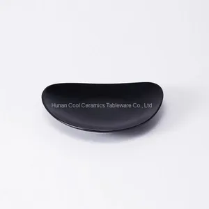 Wholesale Black Porcelain Triangle Shallow Ceramic Bowl thumbnail-1