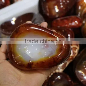 Wholesale Beautiful Top Quality Engraved Crystal Ashtray Red Agate Ashtray thumbnail-1