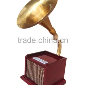 Rain Lane Gift Horn Gramophone Model With USB SD Bluetooth thumbnail-4