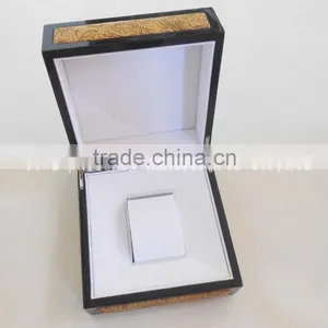 Exquisite Wooden Watch Box thumbnail-2