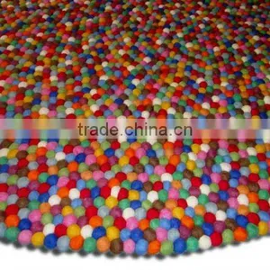 Felt Ball Rug / Carpet / Teppich thumbnail-1